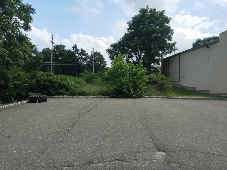 424 W Main St, Denville, NJ à vendre - Photo du bâtiment - Image 3 de 8