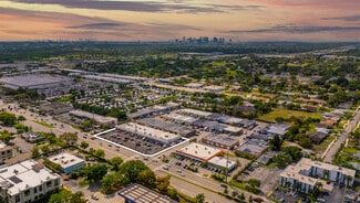 Plus de détails pour 2300-2350 W Oakland Park Blvd, Oakland Park, FL - Commerce de détail à louer