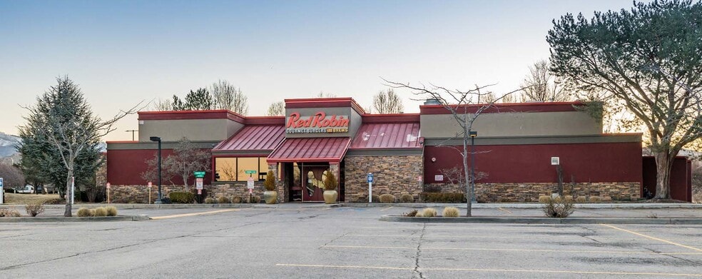 211 W Parkcenter Blvd, Boise, ID for sale - Building Photo - Image 3 of 12