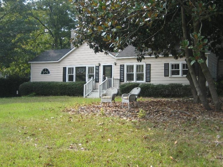 322 N Main St, Alpharetta, GA à vendre - Photo du bâtiment - Image 3 de 8