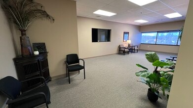 2402 Wildwood Ave, North Little Rock, AR for lease Building Photo- Image 1 of 28