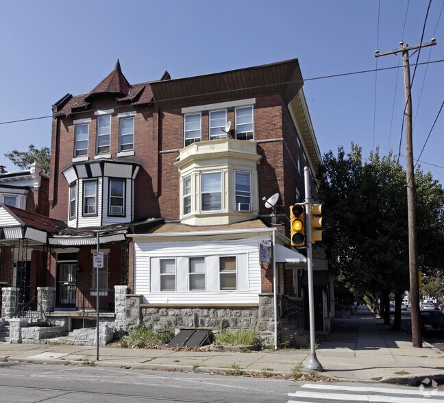 5701 W Girard Ave, Philadelphia, PA à vendre - Photo du bâtiment - Image 1 de 28