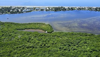 Plus de détails pour 3388 5th Ave, Saint James City, FL - Multi-résidentiel à vendre