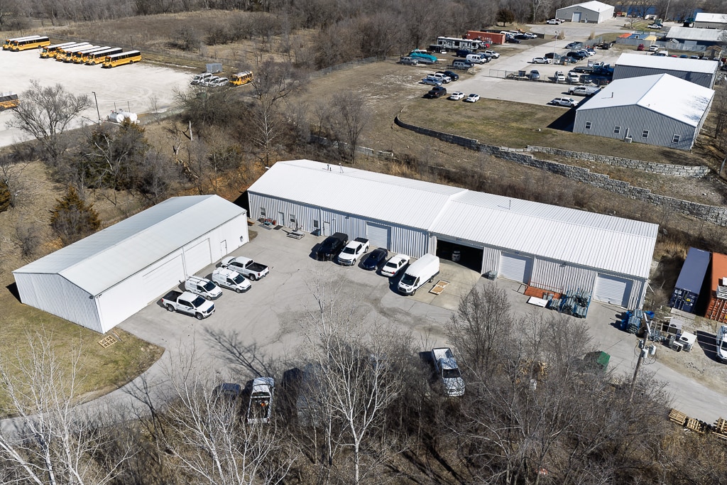 Industrial Complex portfolio of 2 properties for sale on LoopNet.ca Building Photo- Image 1 of 8