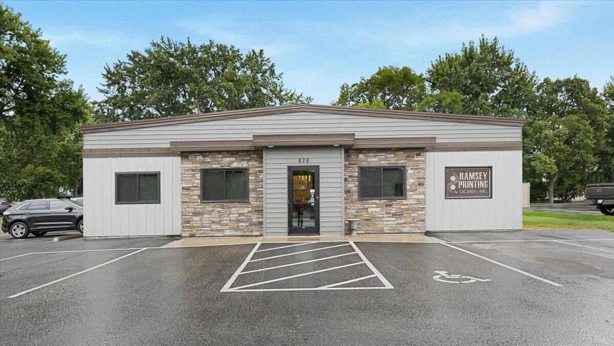 826 N Sibley Ave, Litchfield, MN for sale Building Photo- Image 1 of 2