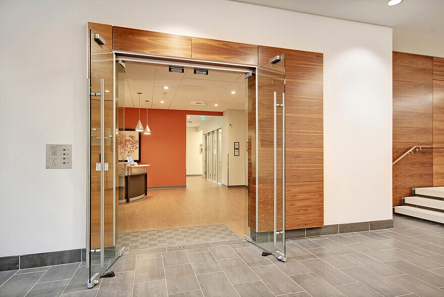 1501 Belle Isle Ave, Mount Pleasant, SC à louer - Hall d’entrée - Image 3 de 17