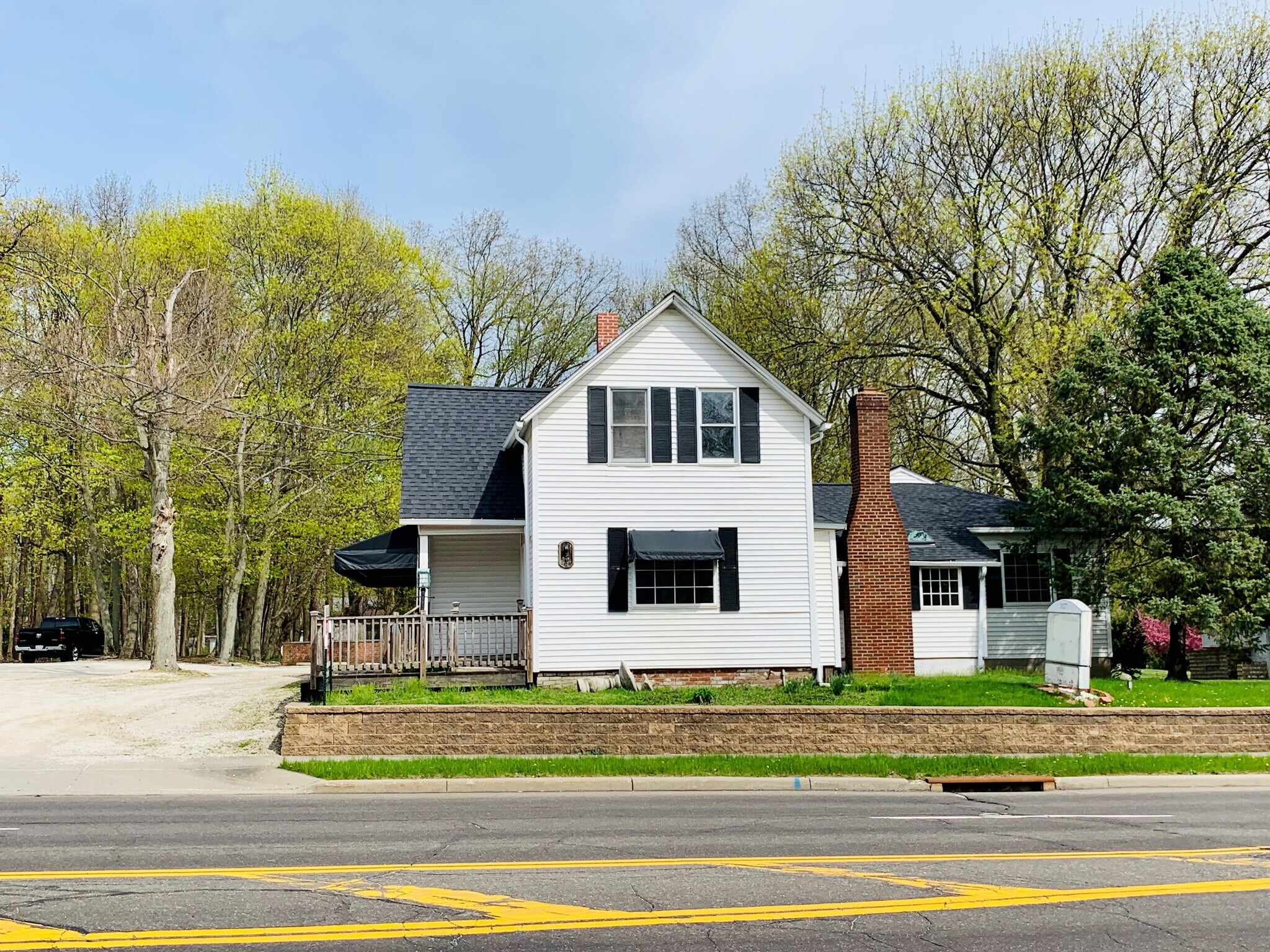 3527 Darrow Rd, Stow, OH à vendre Photo du bâtiment- Image 1 de 23