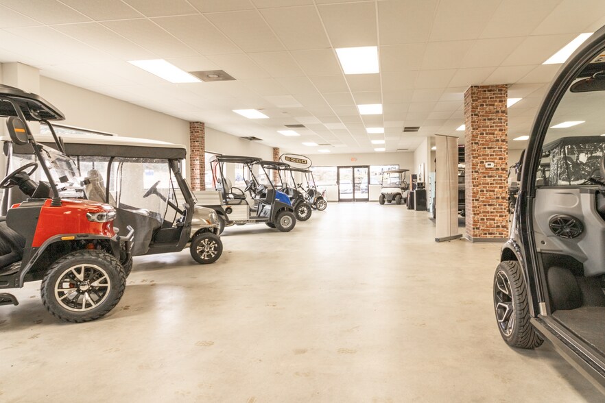 1023 S Miami Blvd, Durham, NC à vendre - Photo du bâtiment - Image 3 de 17