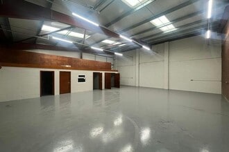 25 Clydesmill Rd, Glasgow for lease Interior Photo- Image 2 of 4