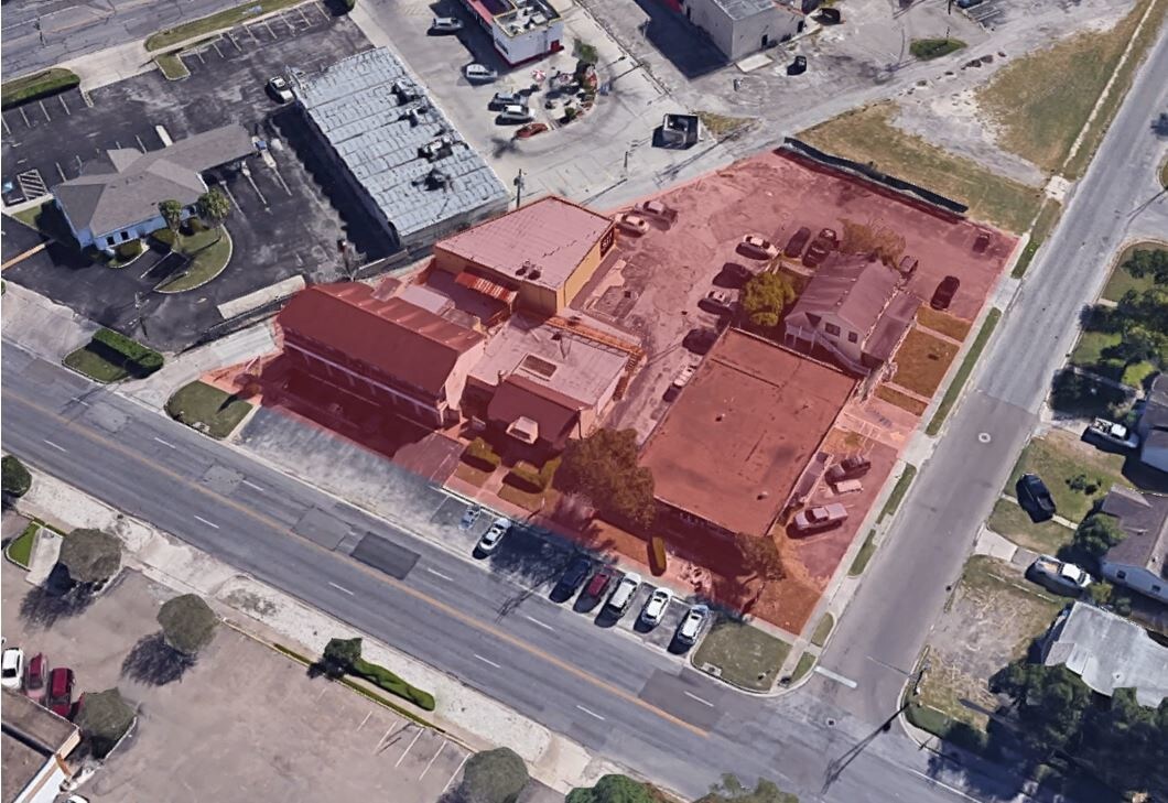 Everhart & Avalon portefeuille de 4 propriétés à vendre sur LoopNet.ca Photo du bâtiment- Image 1 de 9