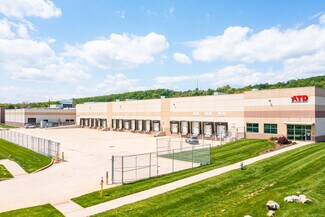 Plus de détails pour 8 Lee Blvd, Malvern, PA - Industriel à louer