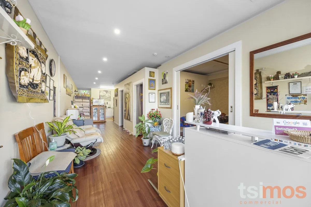 135 Lower Dandenong Rd, Mentone, VIC 3194 - Unité 2 - - Photo intérieure - Image 1 of 6