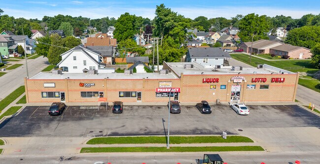 More details for 509-533 10th St, Port Huron, MI - Retail for Lease