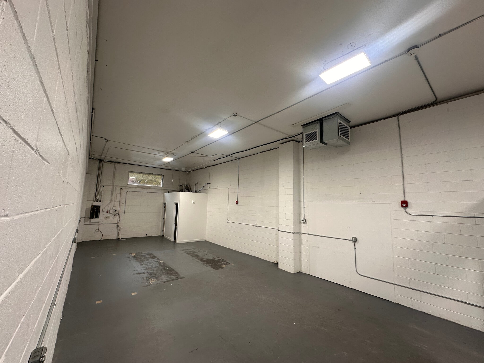 451 E Main St, Denville, NJ à louer Photo intérieure- Image 1 de 10