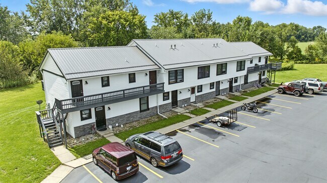 More details for 808 Northside Blvd, Nappanee, IN - Multifamily for Sale