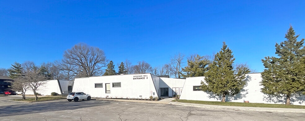 715 Shaker Dr, Lexington, KY for sale - Building Photo - Image 2 of 7