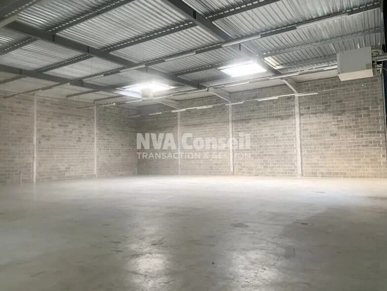 62 Boulevard Henri Navier, Taverny for lease - Building Photo - Image 1 of 14