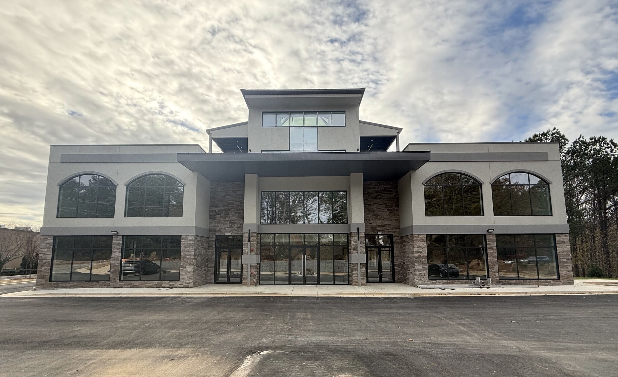 4560 Satellite Blvd, Duluth, GA for sale Building Photo- Image 1 of 21