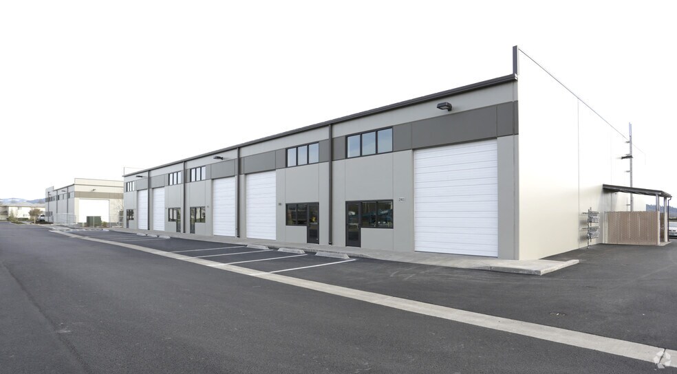 630 30th St, Springfield, OR à louer - Photo du bâtiment - Image 3 de 4