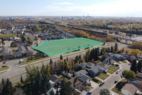 170 Hyndman Cres NW, Edmonton, AB for sale Building Photo- Image 1 of 2