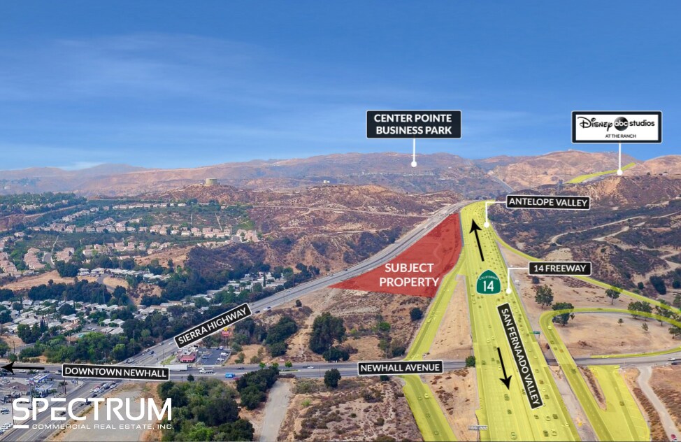 23568 Sierra Hwy, Santa Clarita, CA à vendre Photo du bâtiment- Image 1 de 5