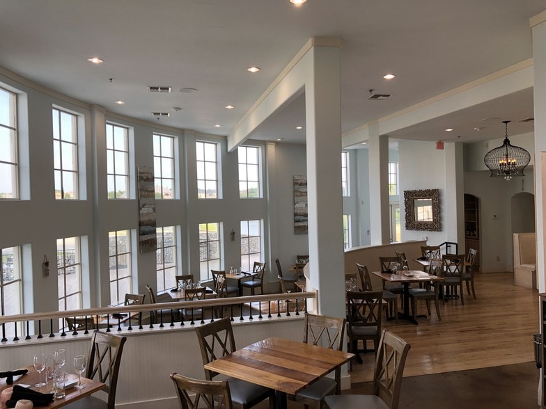 6675 Mediterranean Dr, McKinney, TX for sale - Interior Photo - Image 2 of 12