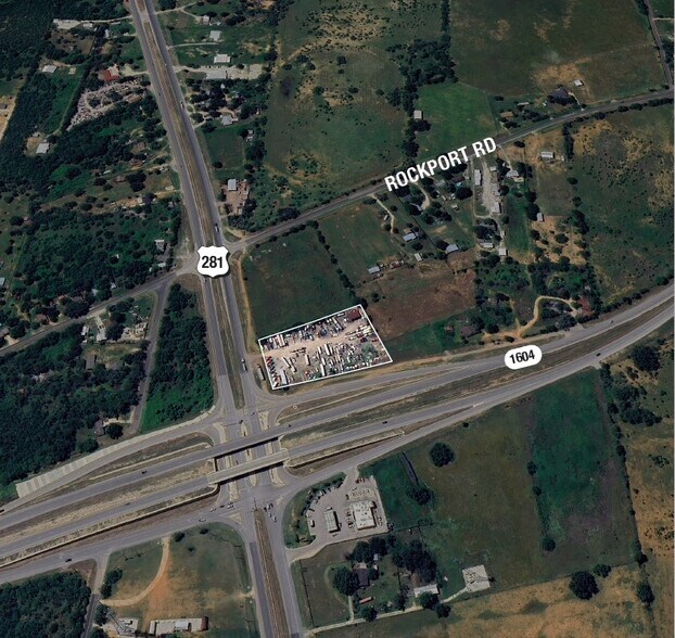 20275 US Highway 281, San Antonio, TX à vendre - Photo du bâtiment - Image 1 de 2