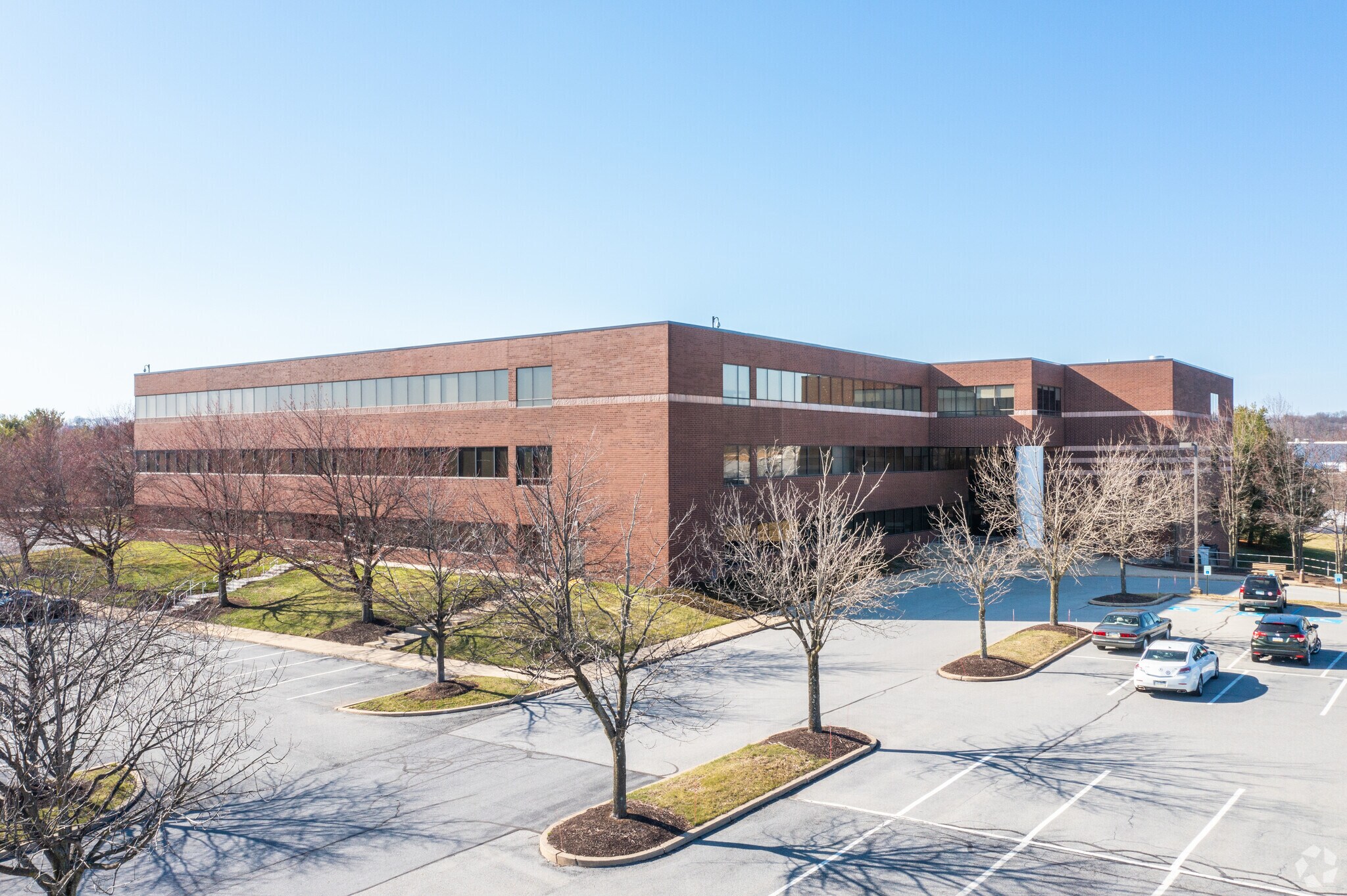 7350 Tilghman St, Allentown, PA for lease Primary Photo- Image 1 of 11