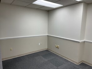 498 Palm Springs Dr, Altamonte Springs, FL for lease Interior Photo- Image 1 of 3