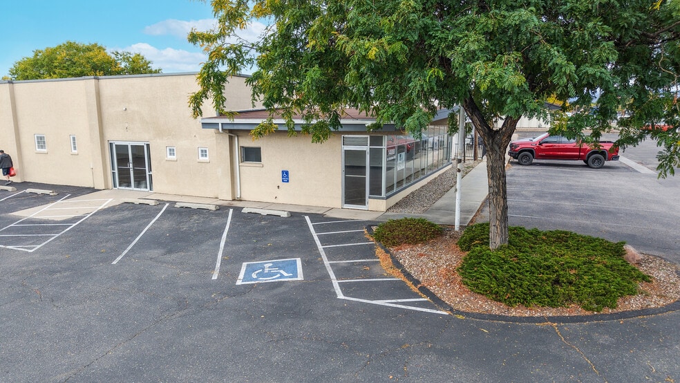 1400 E Eisenhower Blvd, Loveland, CO for lease - Building Photo - Image 2 of 16