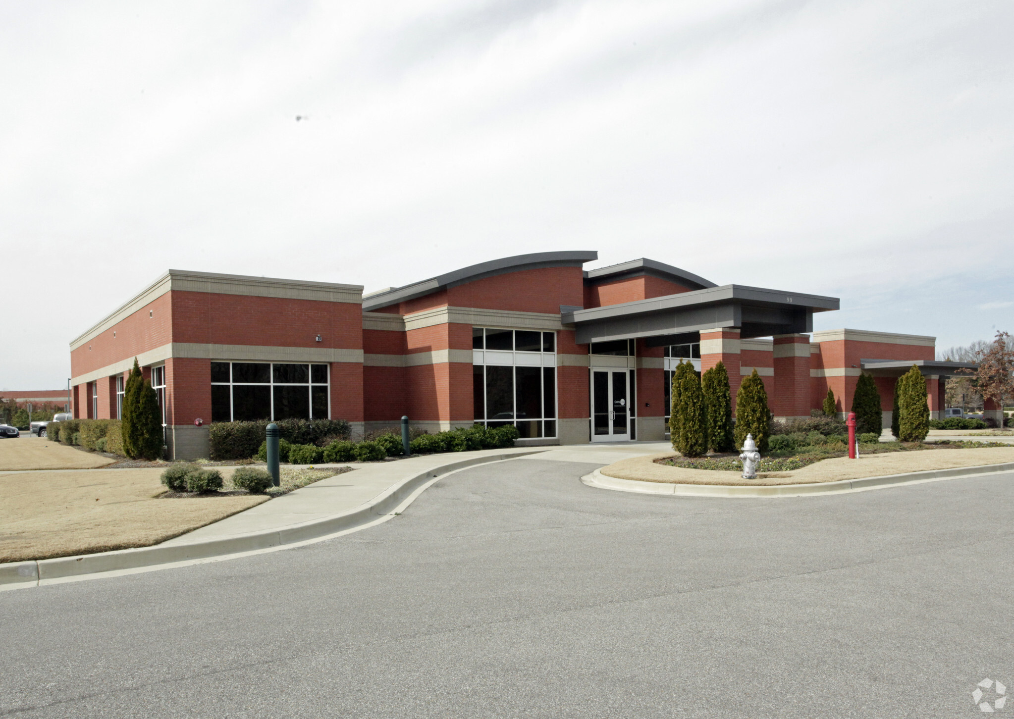 99 Market Center Dr, Collierville, TN for lease Primary Photo- Image 1 of 4