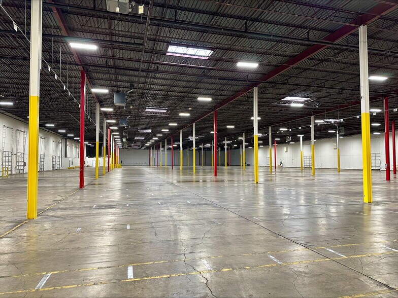 4521-4533 Old Lamar Ave, Memphis, TN à louer - Photo intérieure - Image 2 de 9