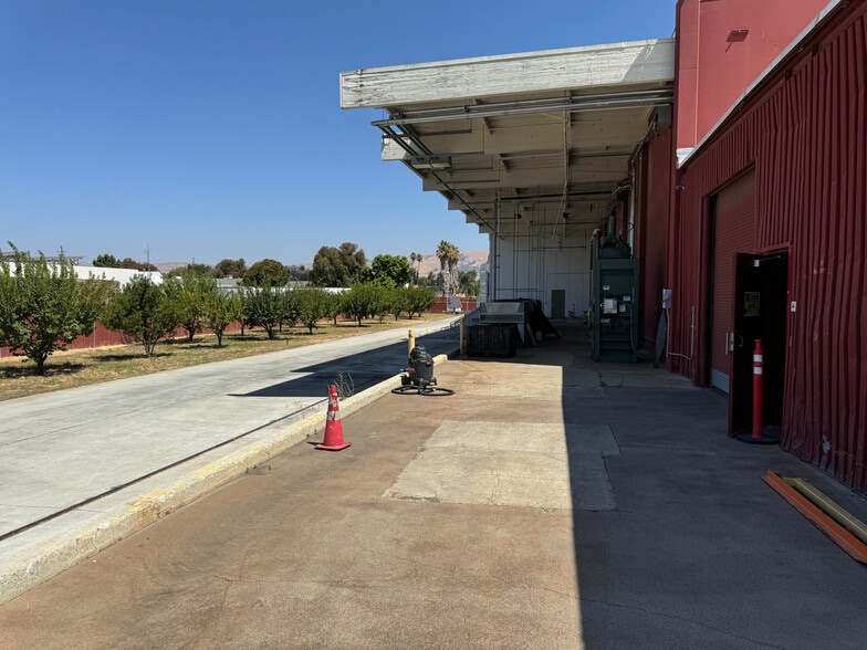 1885 Las Plumas Ave, San Jose, CA for sale - Building Photo - Image 3 of 47