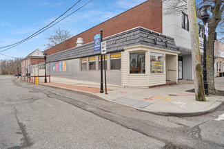 More details for 87 E Main St, Riverhead, NY - Retail for Lease