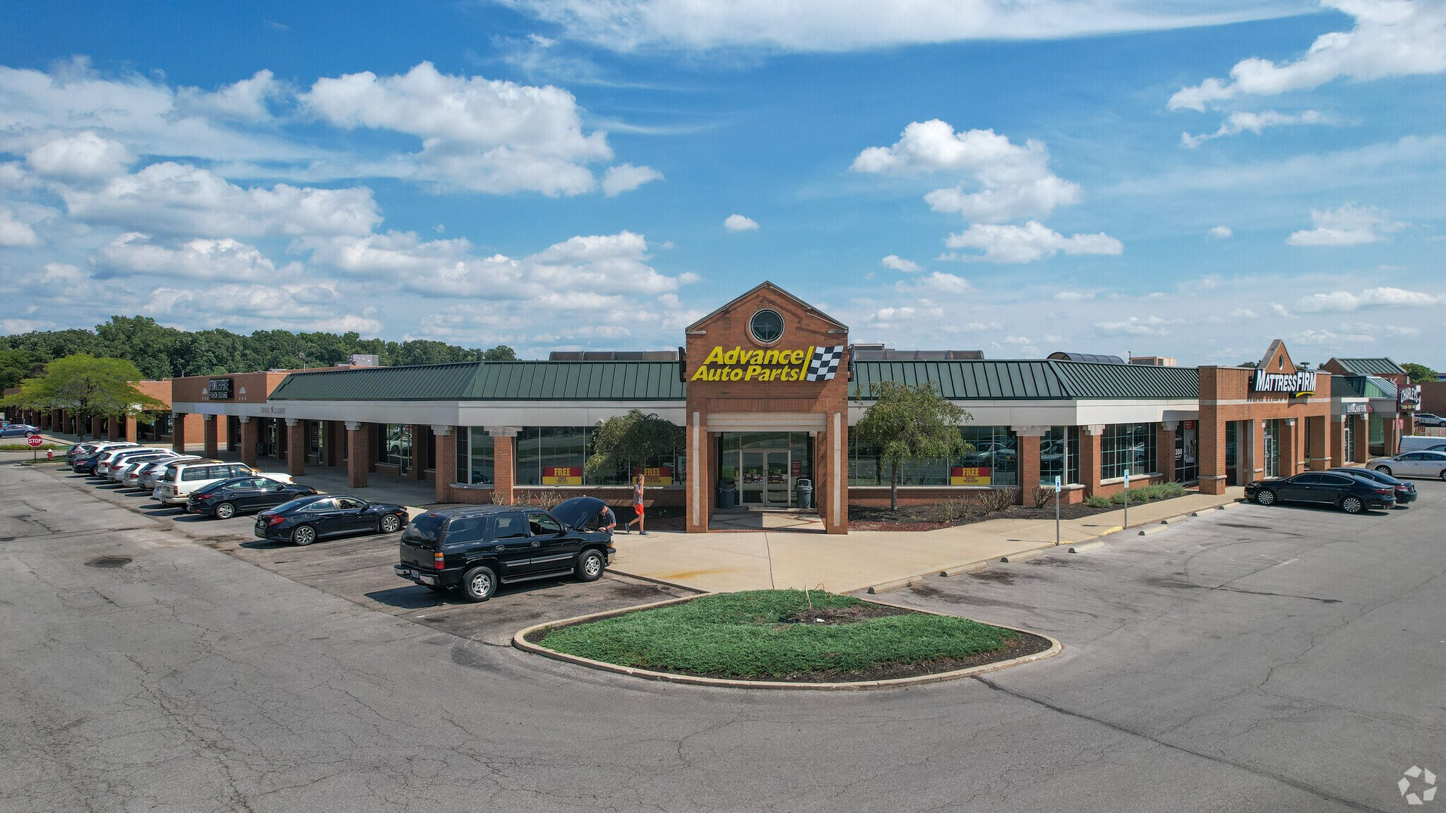 2643-2725 Sawmill Place Blvd, Columbus, OH à louer Photo du bâtiment- Image 1 de 13