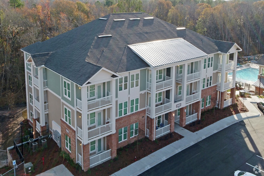 3730 Ingleside Blvd, North Charleston, SC for sale - Building Photo - Image 3 of 76