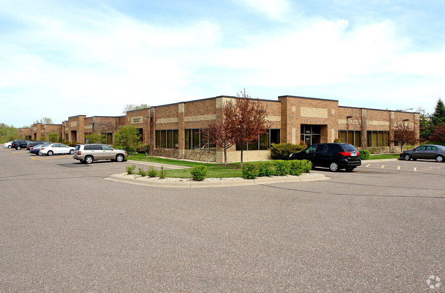 1155 Centre Pointe Dr, Mendota Heights, MN for lease - Building Photo - Image 1 of 7