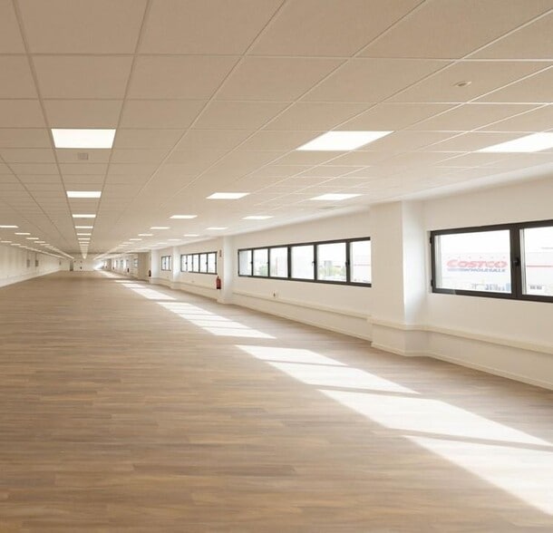 Calle Agustín de Betancourt, 5 - 9, Getafe, Madrid for lease - Interior Photo - Image 2 of 4