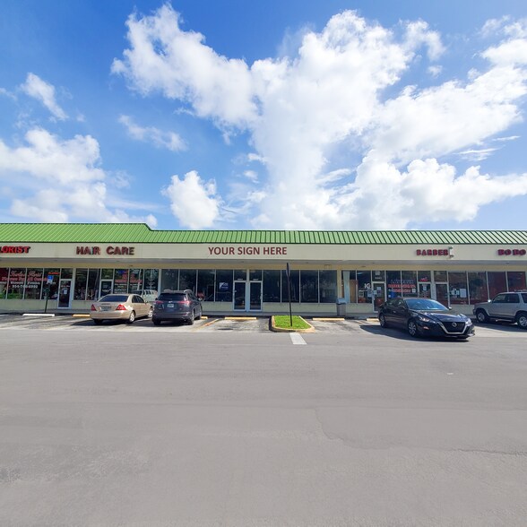 6811-6969 Sunset Strip, Sunrise, FL à louer - Photo du bâtiment - Image 2 de 5