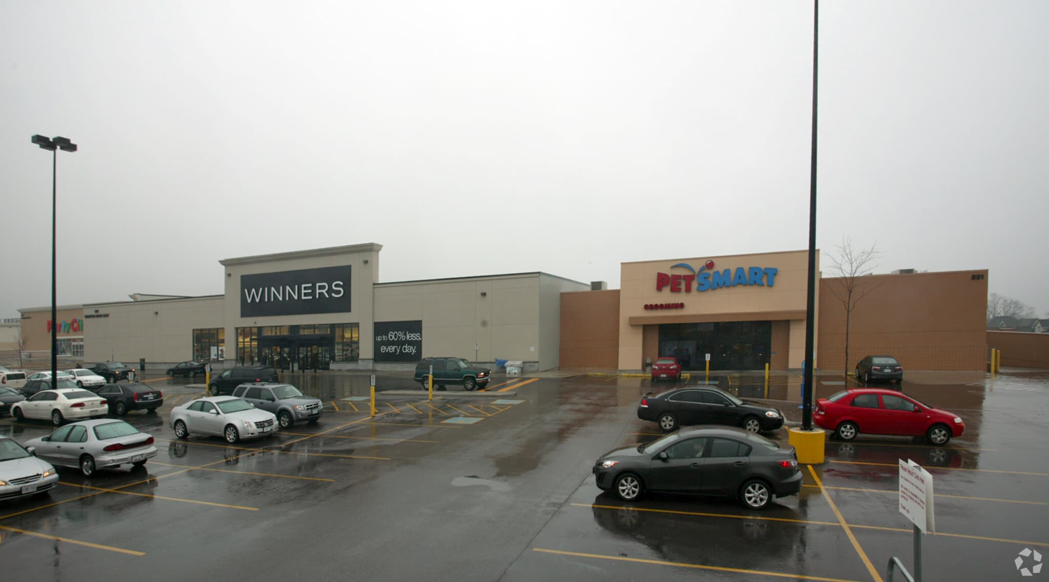 891 Taunton Rd E, Oshawa, ON for sale Primary Photo- Image 1 of 1