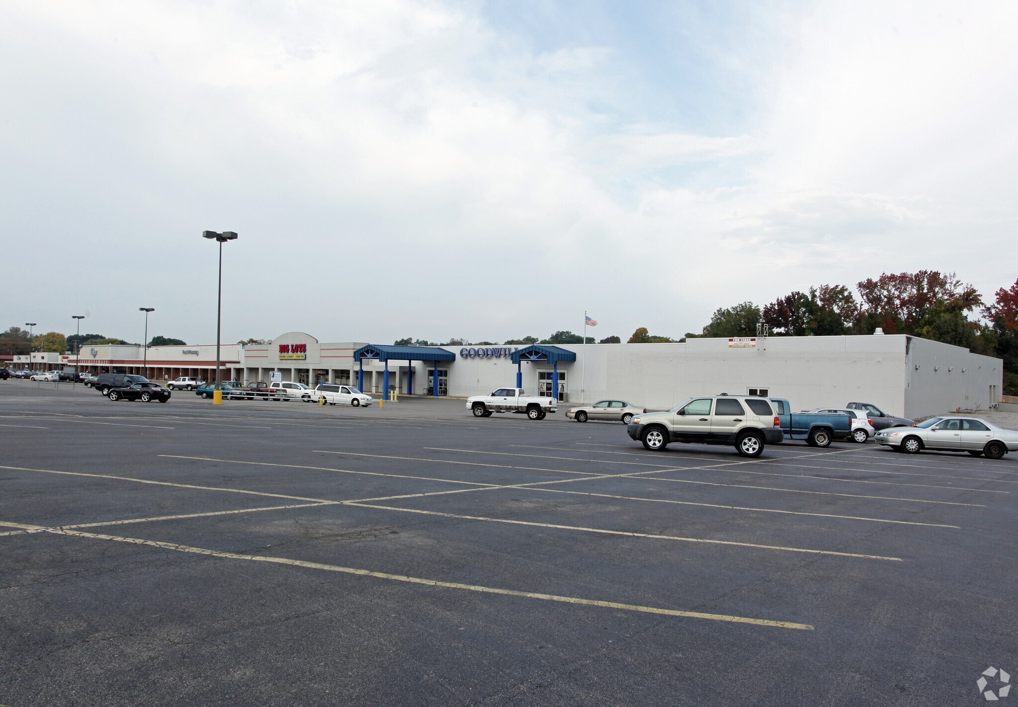 8017-8061 US Highway 51 N, Millington, TN à louer Photo principale- Image 1 de 8