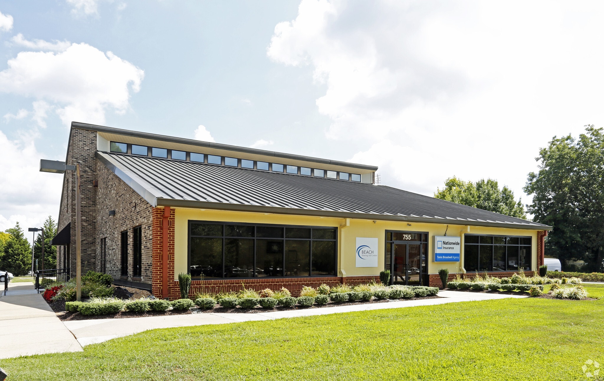 755 Thimble Shoals Blvd, Newport News, VA for lease Building Photo- Image 1 of 11