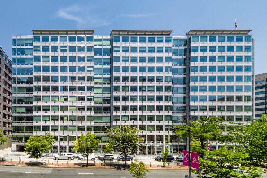 1717 K St NW, Washington, DC à louer - Photo du bâtiment - Image 2 de 6