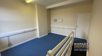 9-9A Gate Ln, Sutton Coldfield à louer Photo intérieure- Image 1 de 3