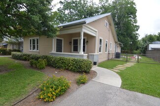 Plus de détails pour 113 Rosewood Ave, Boerne, TX - Bureau à vendre
