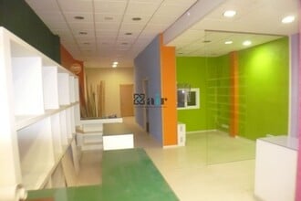 Retail in Logroño, La Rioja for lease Interior Photo- Image 2 of 6