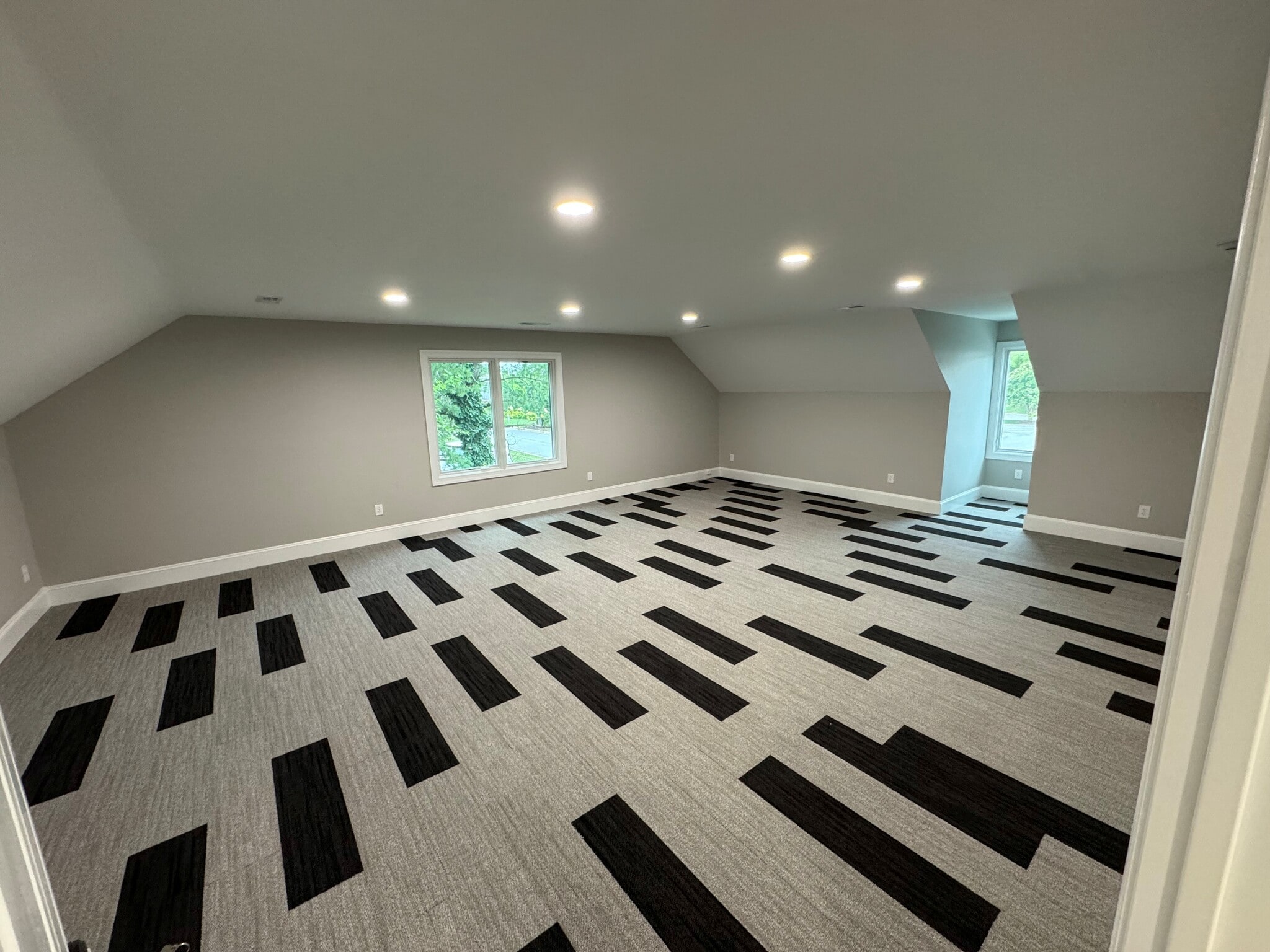 1485 Rymco Dr, Winston-Salem, NC for lease Interior Photo- Image 1 of 8