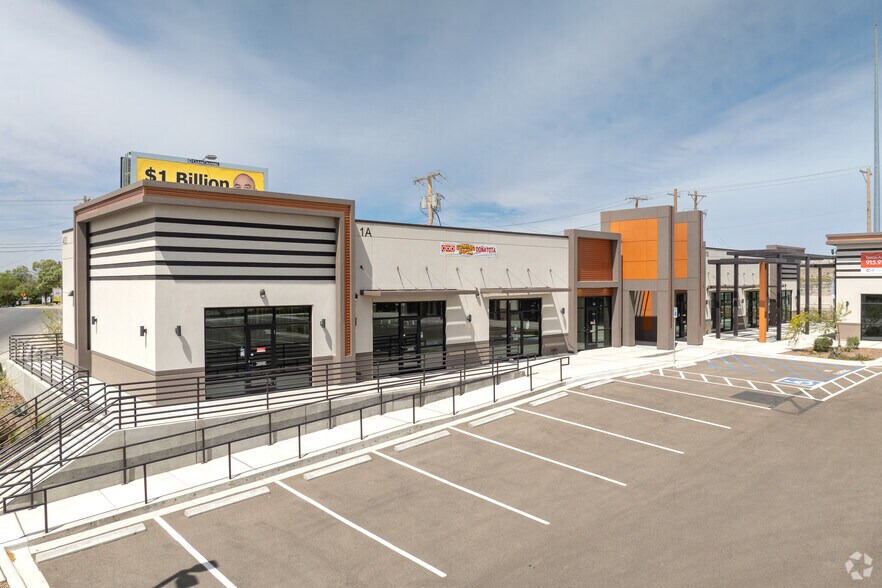403 Executive Center Blvd, El Paso, TX à louer - Photo du bâtiment - Image 1 de 24