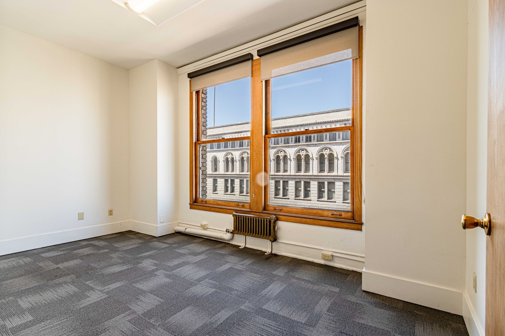 1440 Broadway, Oakland, CA à louer Photo intérieure- Image 1 de 1