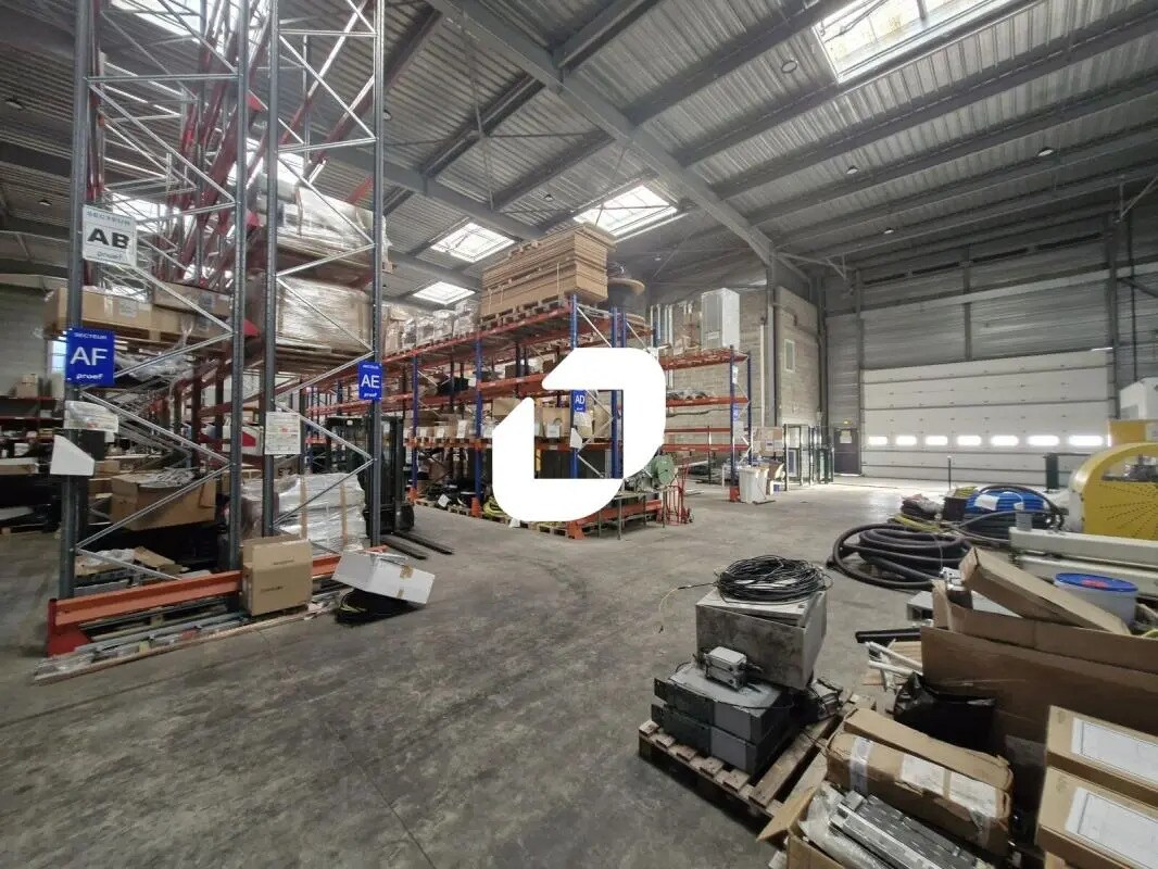 Bureau dans Bussy-Saint-Martin à vendre Photo intérieure- Image 1 de 12